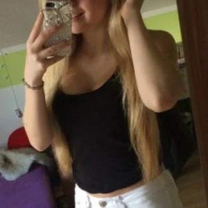 Hillary Gorbin — 3 / 5