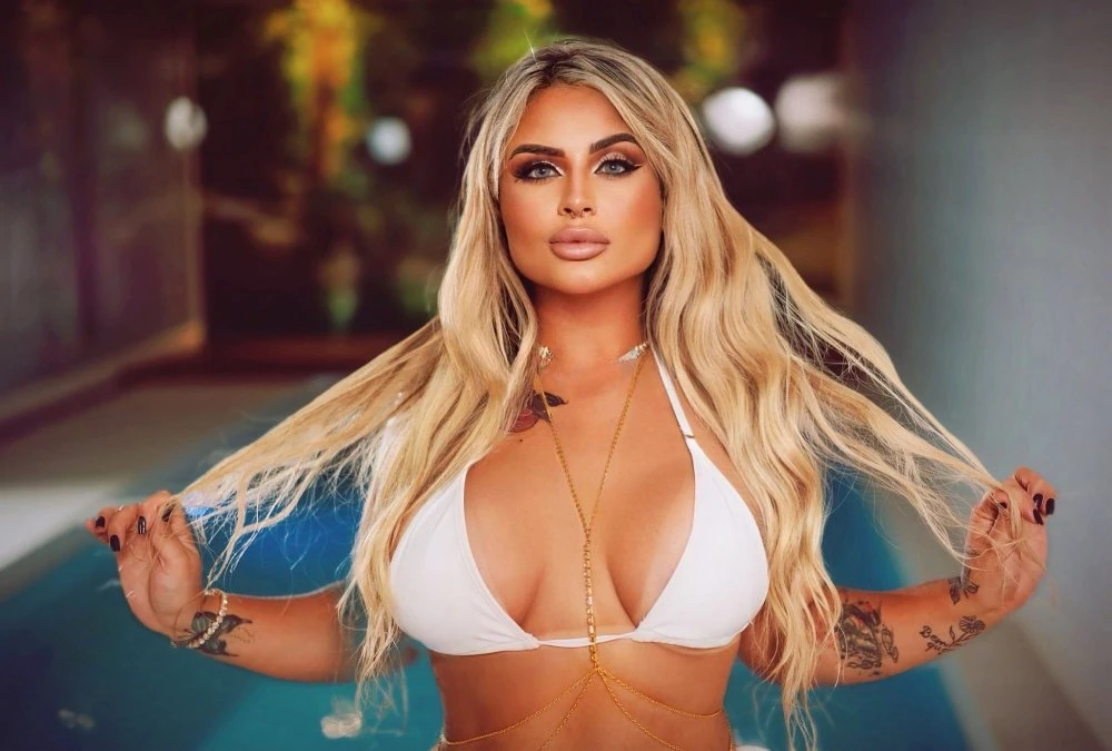 Mirella — 5 / 6