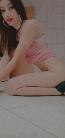 Skinny Anny 19j Hot 24h H H3 — 1 / 3