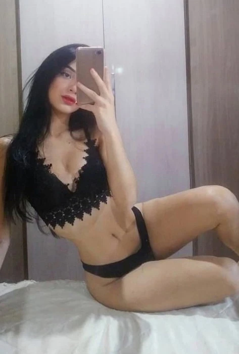 Rosalia, Escort, Mérida