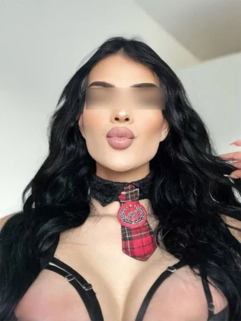 TS Megan Party — 5 / 8