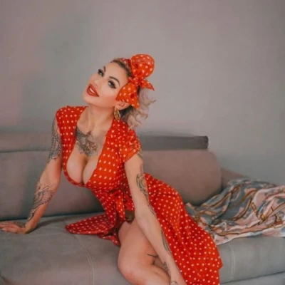 Yanina, Escort, Prague