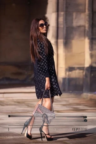 Honey Aoud — 4 / 5