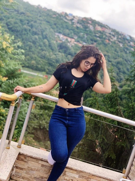 Sawsan, Escort, Mersin