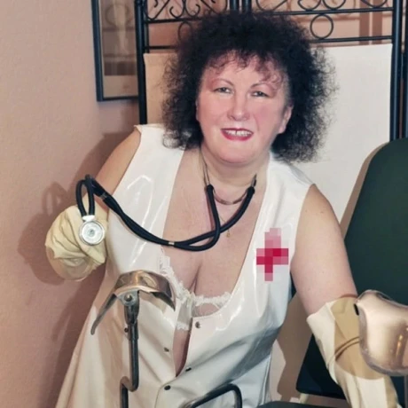 Lady Mara — 18 / 19