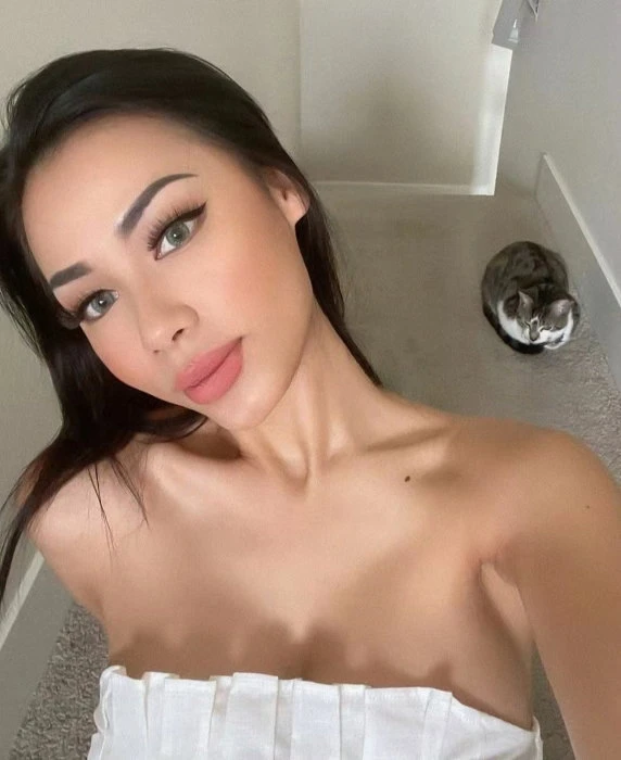 Lisa, Escort, Doha