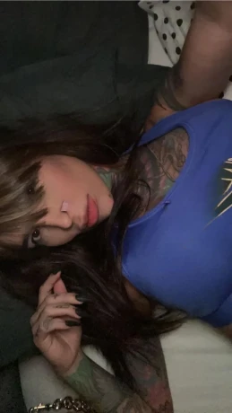 Megan Sexsymbol — 3 / 12