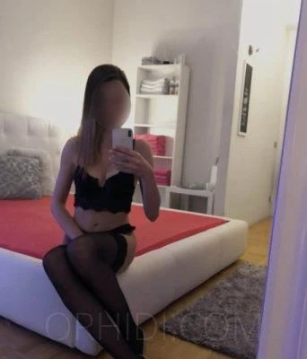 Scarlett, Escort, Prague
