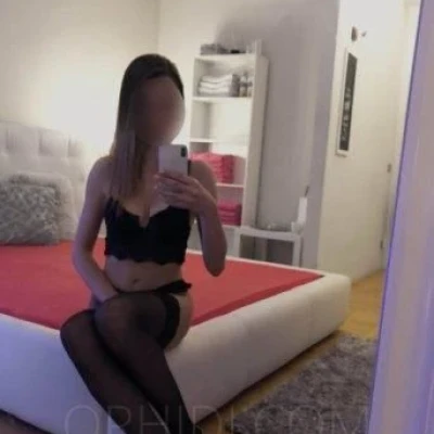 Scarlett, Escort, Prague