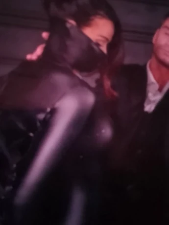 Manuela Sexy Deutsch — 19 / 24