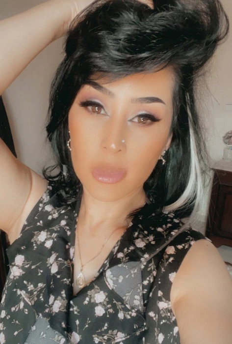 Shirin — 2 / 5