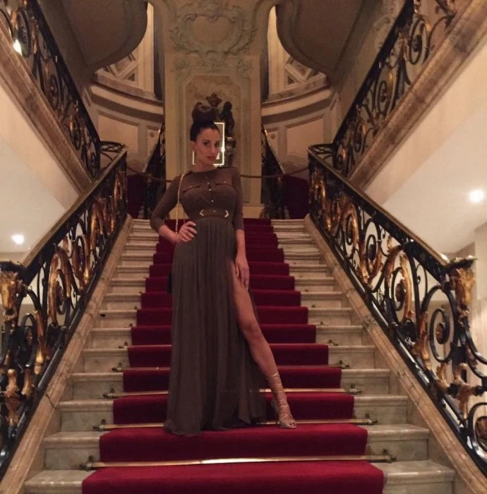 Kim — 6 / 10
