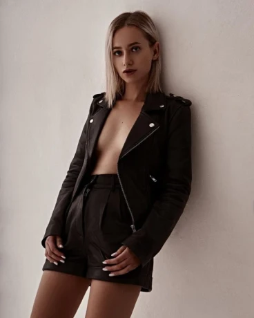 Helen Sunny Pornstar — 2 / 8