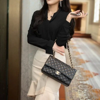 Jani, Escort, Reading