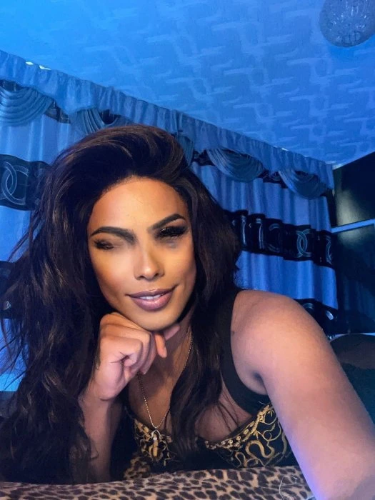 Manuella Alves — 6 / 13
