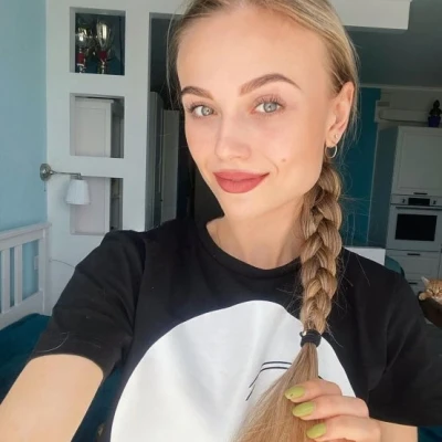 Edana, Escort, Paris