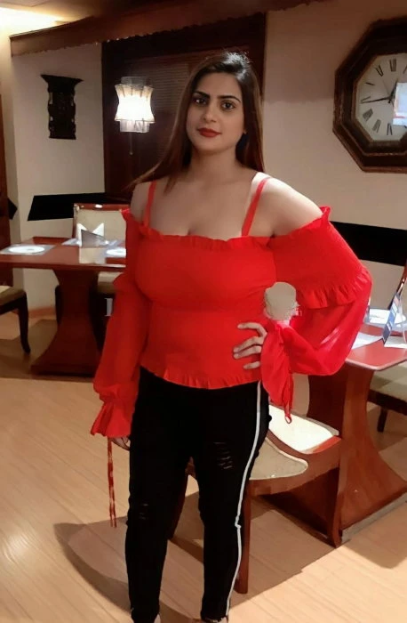 Komal Queen, Escort, Dubai