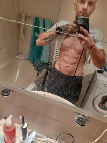 BozzFailx23 — 2 / 3