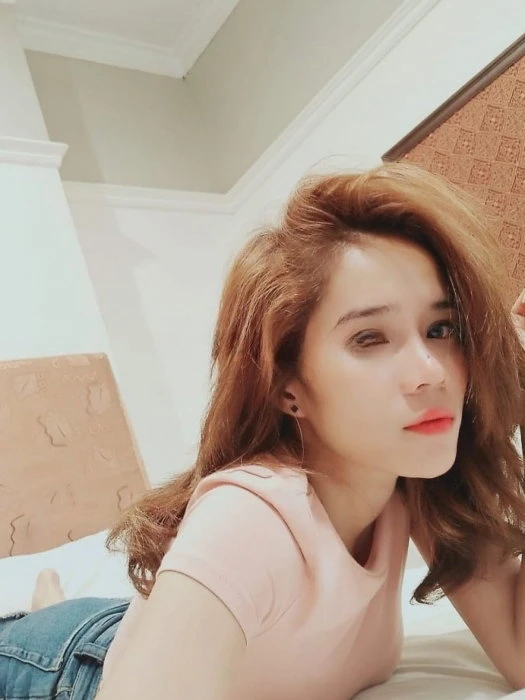 Felicia Audy — 2 / 4