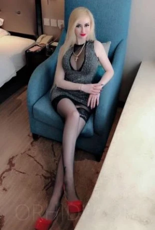 Natali Hot — 3 / 4