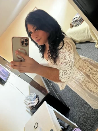 Andre Requena — 8 / 12