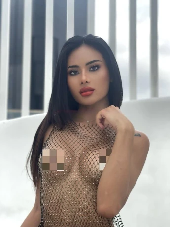 Hannah Lexi — 10 / 12