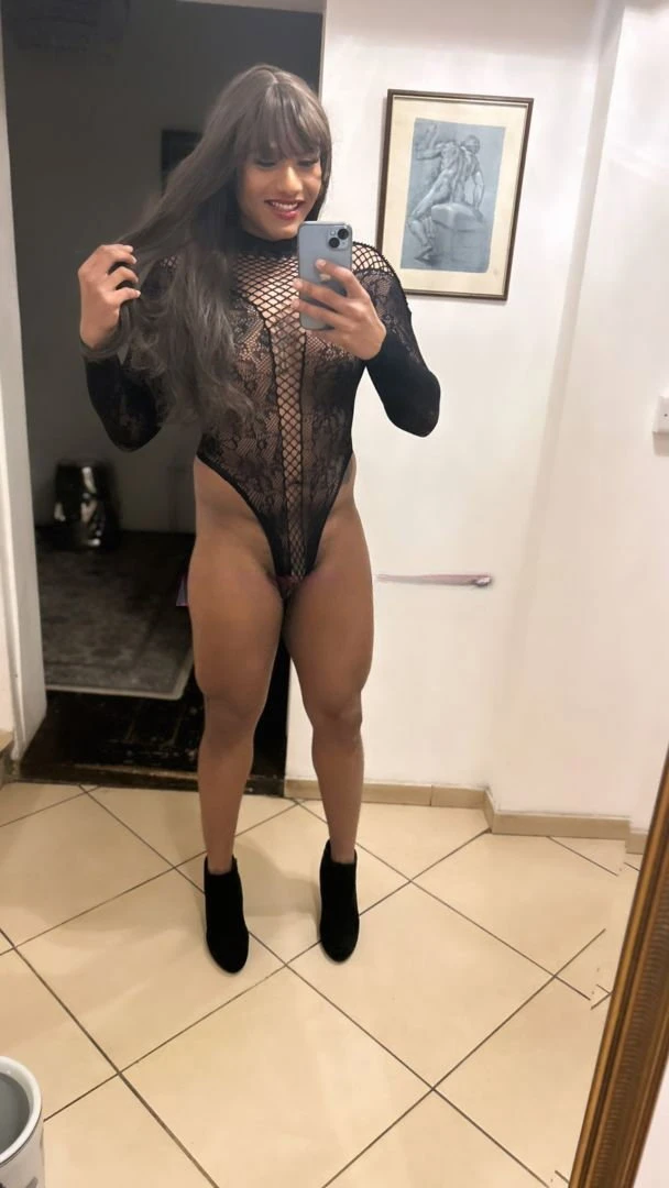 Naty monteiro — 5 / 9