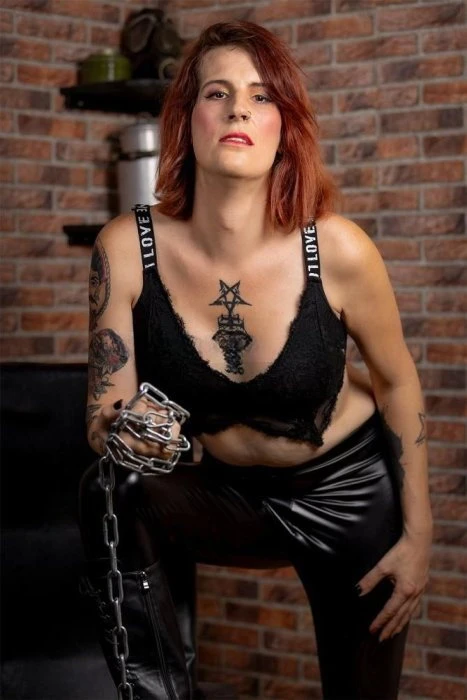 Bizarre Luzigain, Escort, Karlsruhe