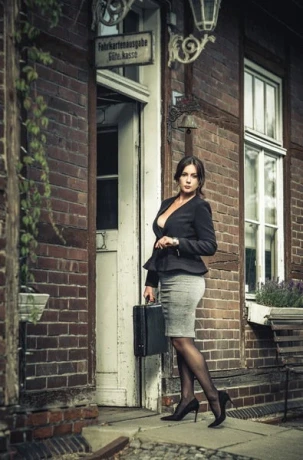 Miss Dirty Flo — 4 / 6