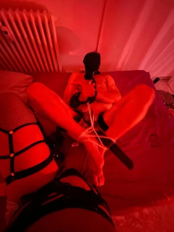 Ninablonde17 — 6 / 12