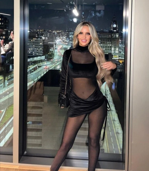 Vika — 3 / 4