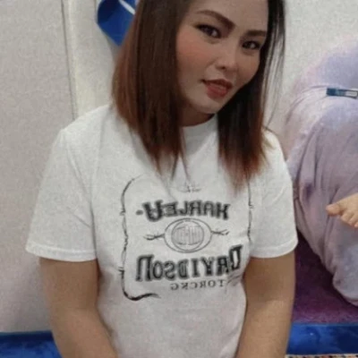 Hana Mablea, Escort, Seeb