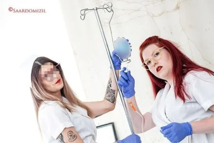 Miss Kinky La Rouge / Fr. Dr. La Rouge — 9 / 11