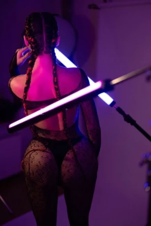 Charlotte — 2 / 10