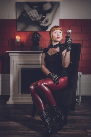 Sg Fussfetisch Ns Kv Dominanz Klinik Cam — 3 / 5