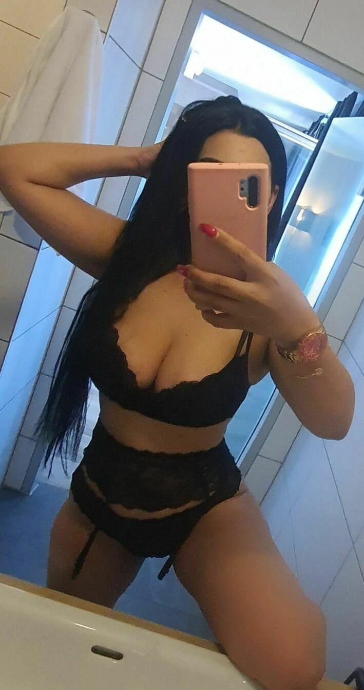 Arzu, Escort, Vienna