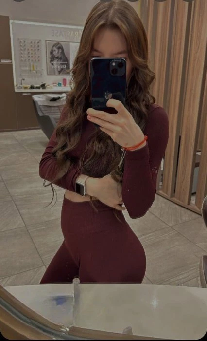 Mila — 2 / 4