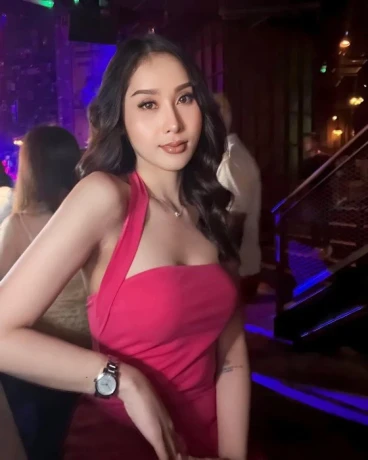 Chicha Shemale — 4 / 5