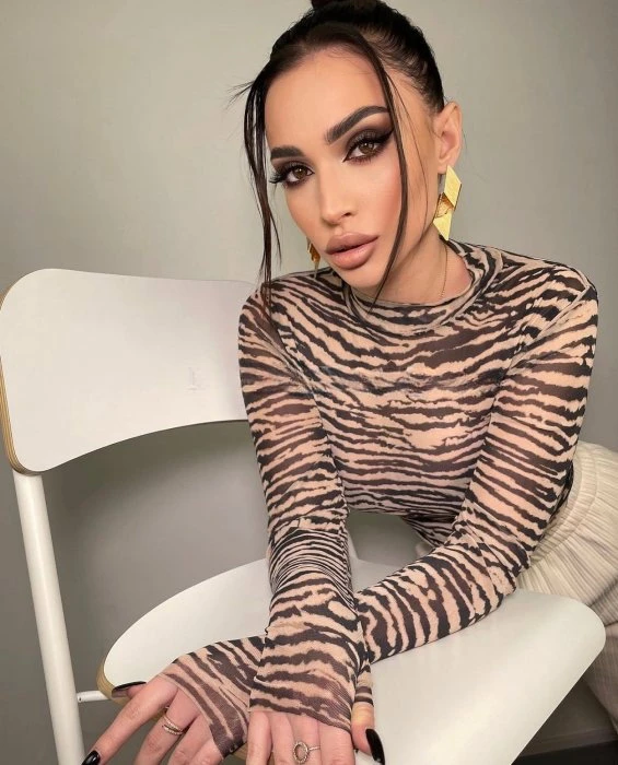 Polina, Escort, Paris