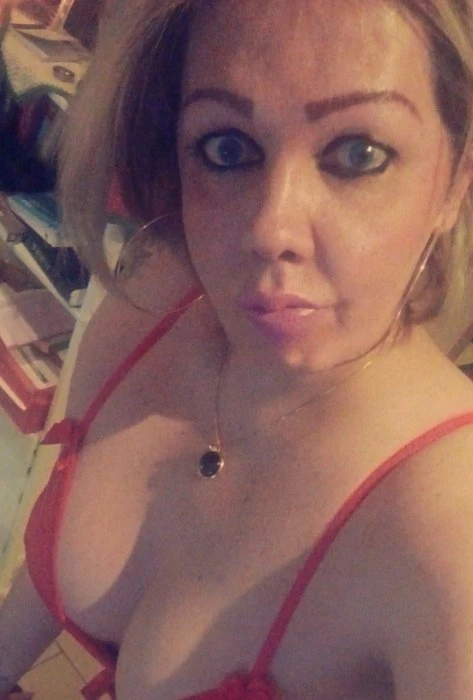 Thalia, Escort, Luxembourg