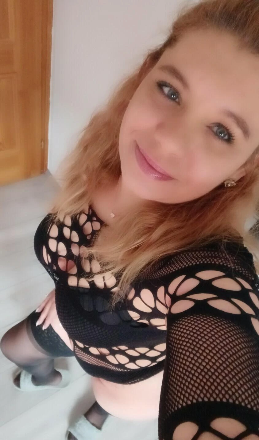Isabella — 4 / 10