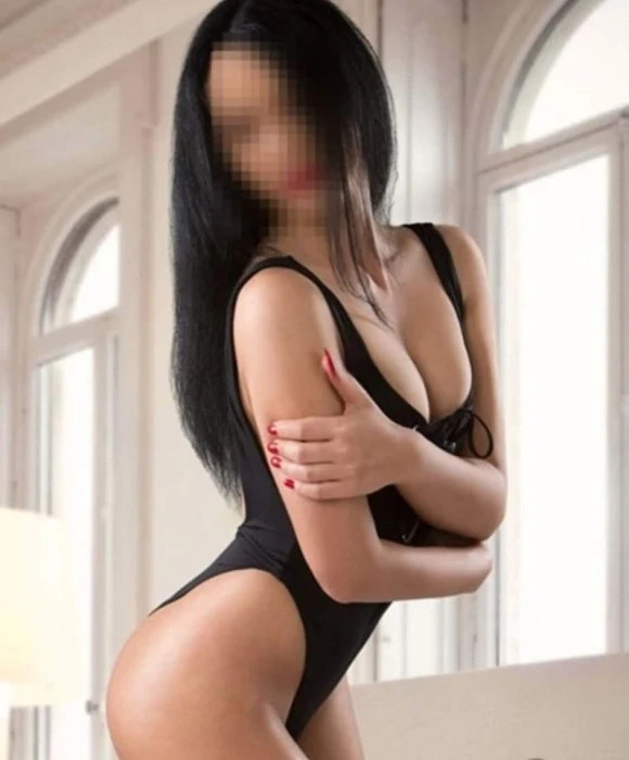 Kate, Escort, Prague