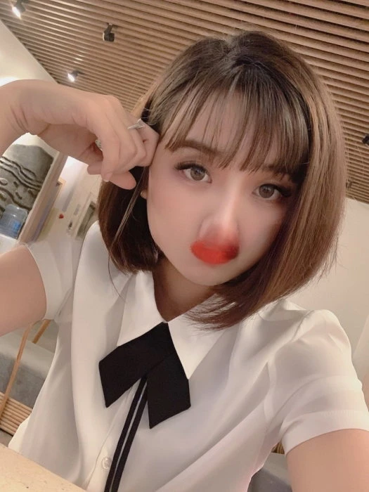Ky Anh — 2 / 6