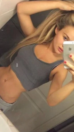 Karina new — 4 / 5