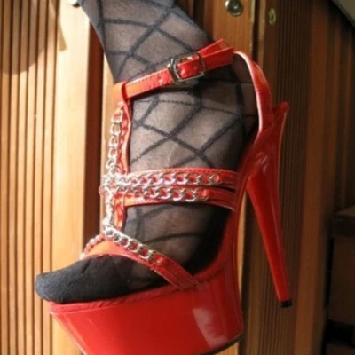 Mai Lin Kollegin, Escort, Worms