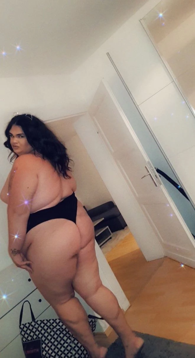 Ts Kiki Sexy — 2 / 5
