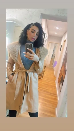 Dayane Alves — 6 / 12