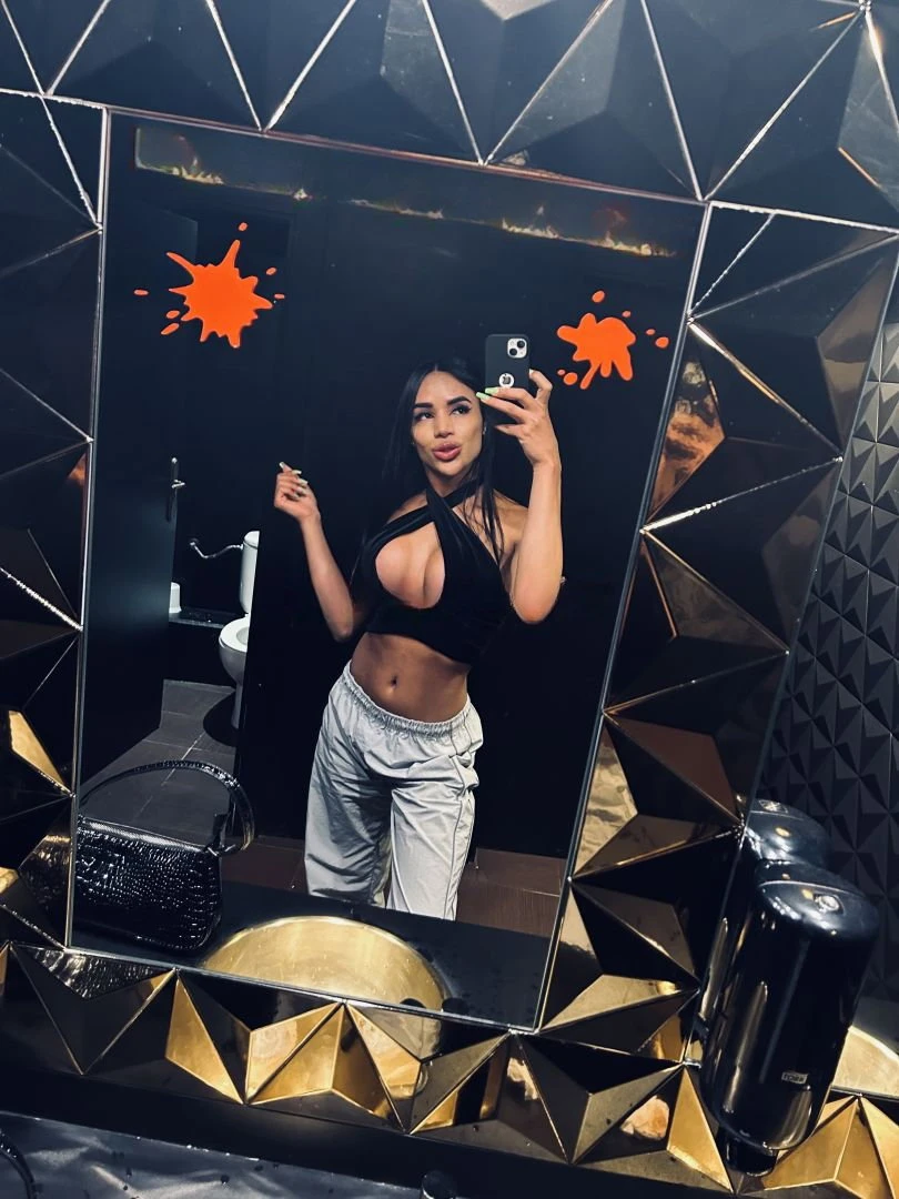 Tamy — 2 / 12