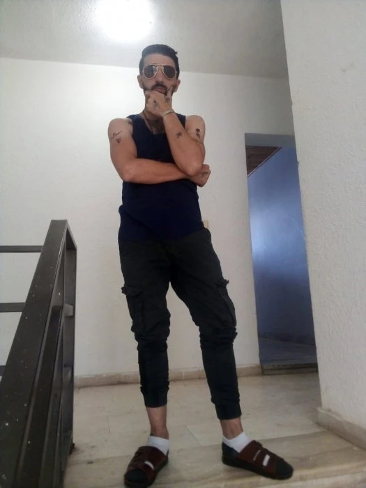 Foooz, Escort, Amman
