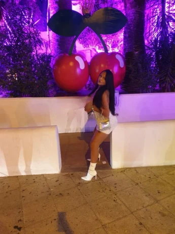 Myrella Ketlem — 5 / 12